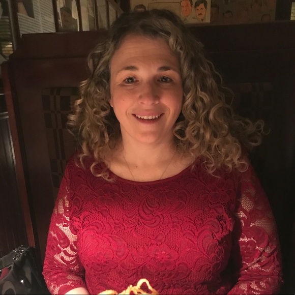 Meet your Posher, Michelle - Picture 2 of 2